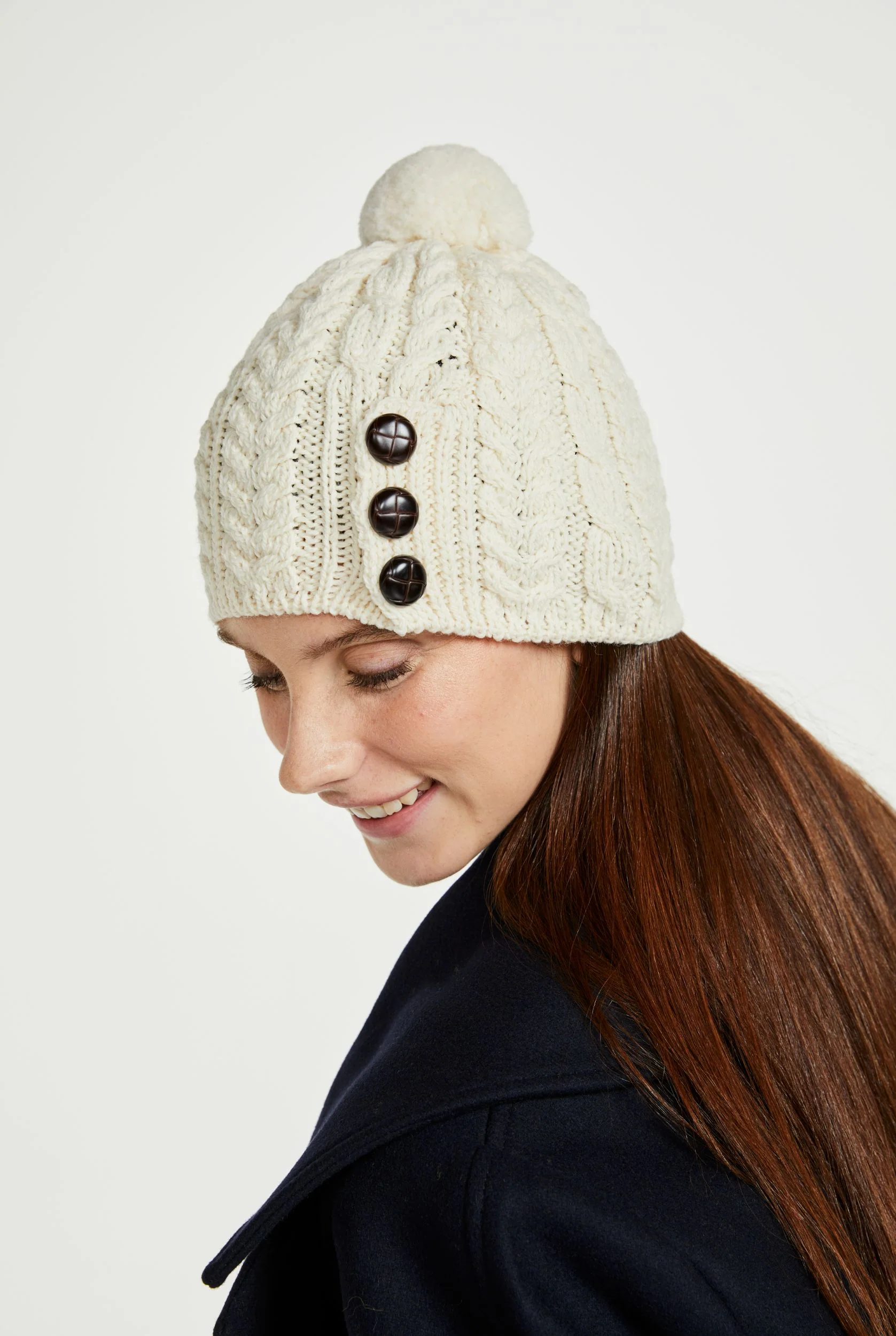 Cong Aran Merino Hat with Pom Pom -  Cream - Image 4