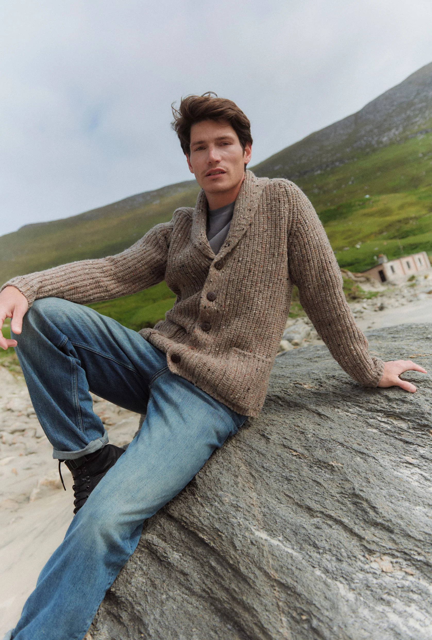 Curragh Mens Rib Shawl Cardigan - Oat - Image 3