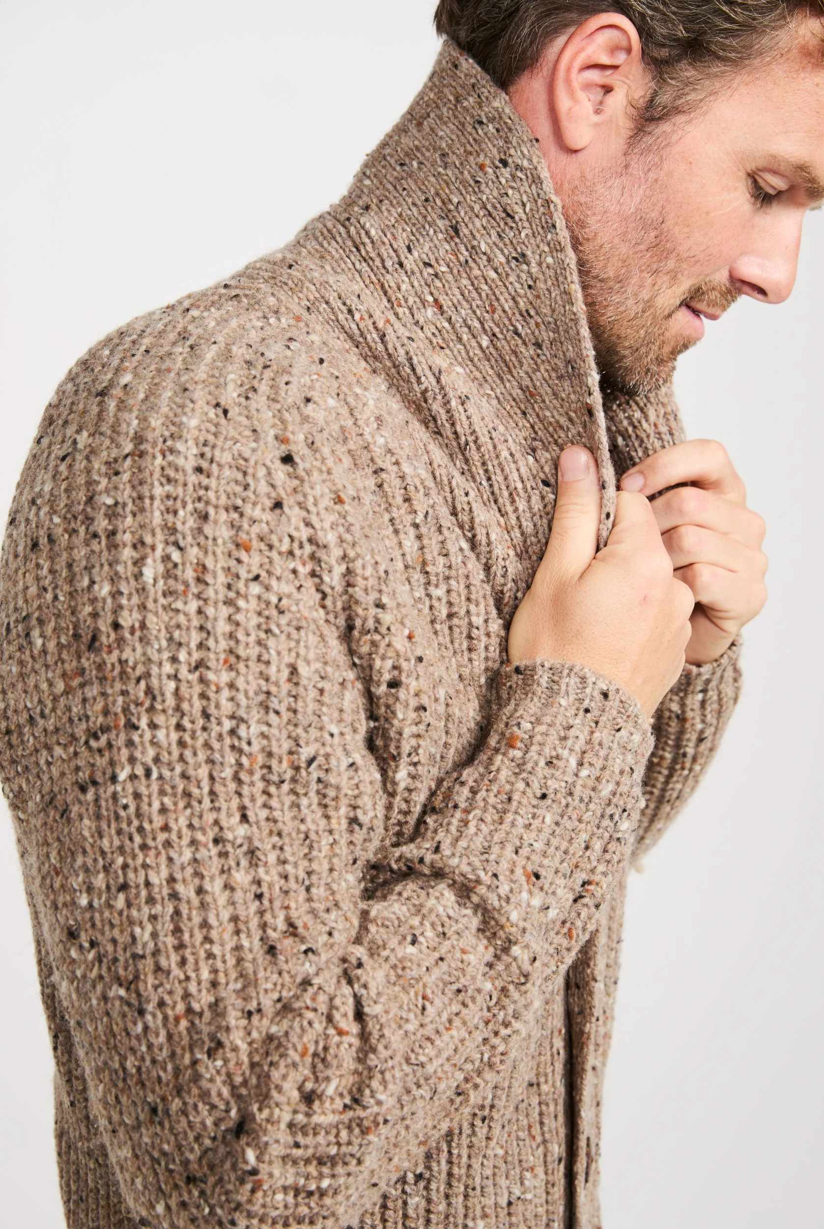 Curragh Mens Rib Shawl Cardigan - Oat - Image 4