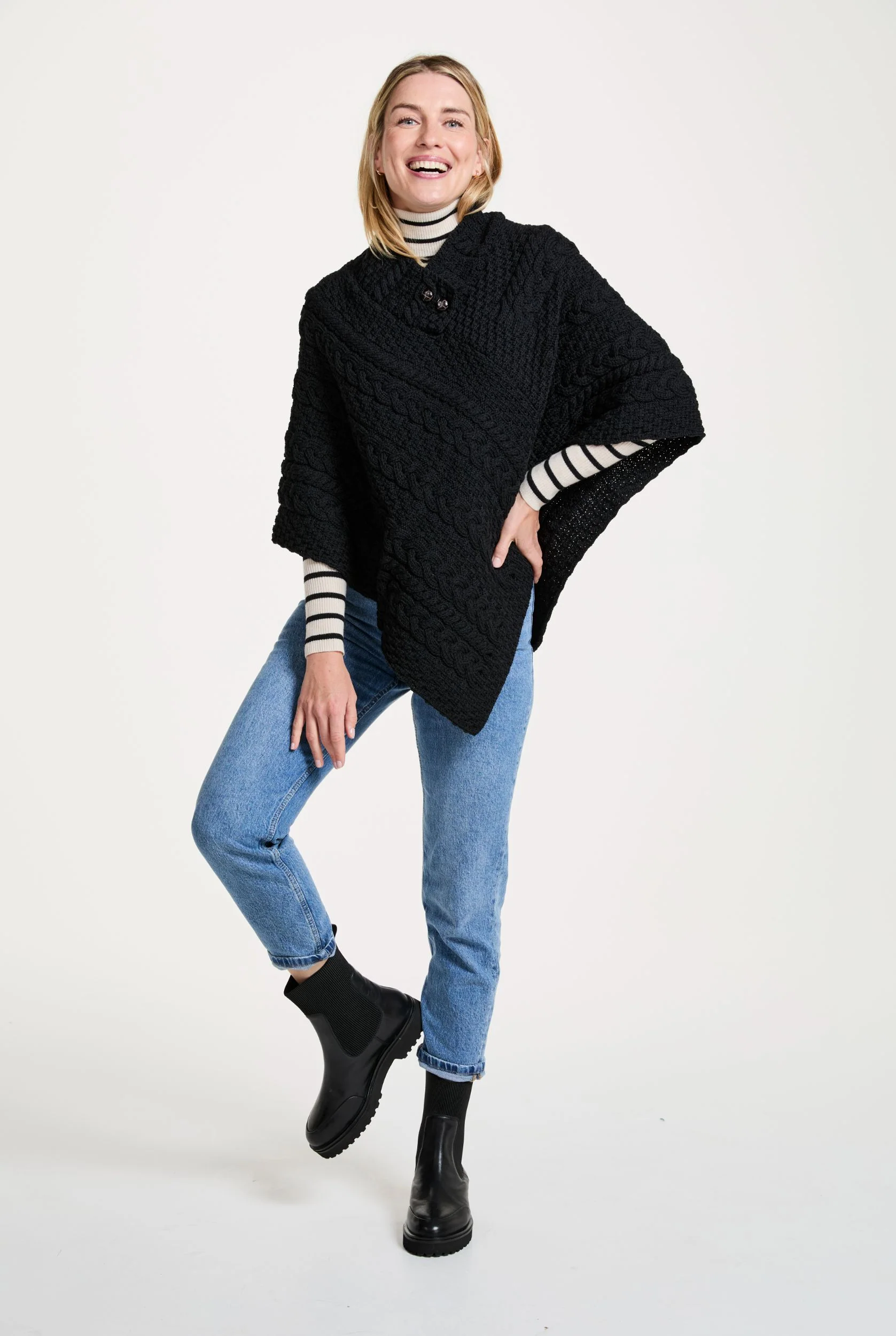 Easkey Ladies Classic Merino Aran Button Poncho - Black - Image 3