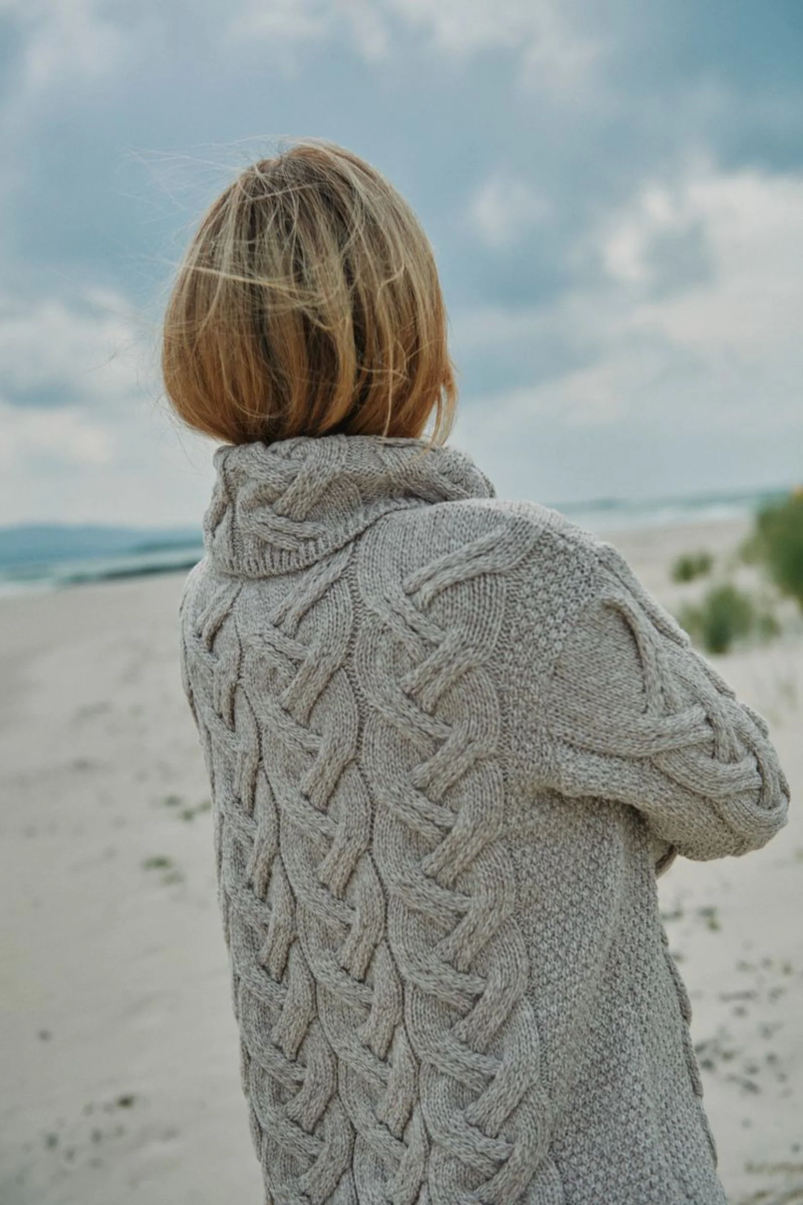 Kinsale Ladies Cable Aran Sweater - Oat - Image 3