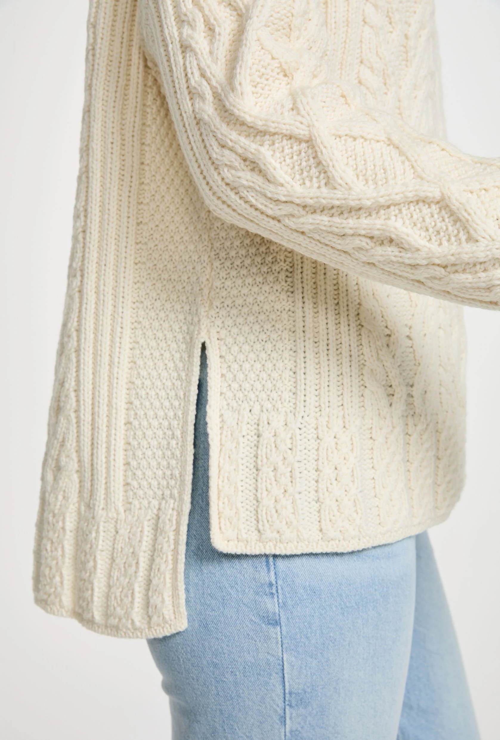 Tully Box Supersoft Merino Aran Sweater - Cream - Image 4